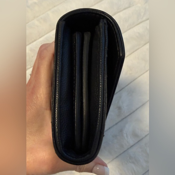 VGC/Excellent condition Chic black Authentic YSL wallet w/ iconic gold YSL logo. - Picture 8 of 8